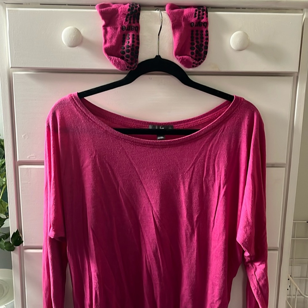 Pure Barre Shirt/Socks Set